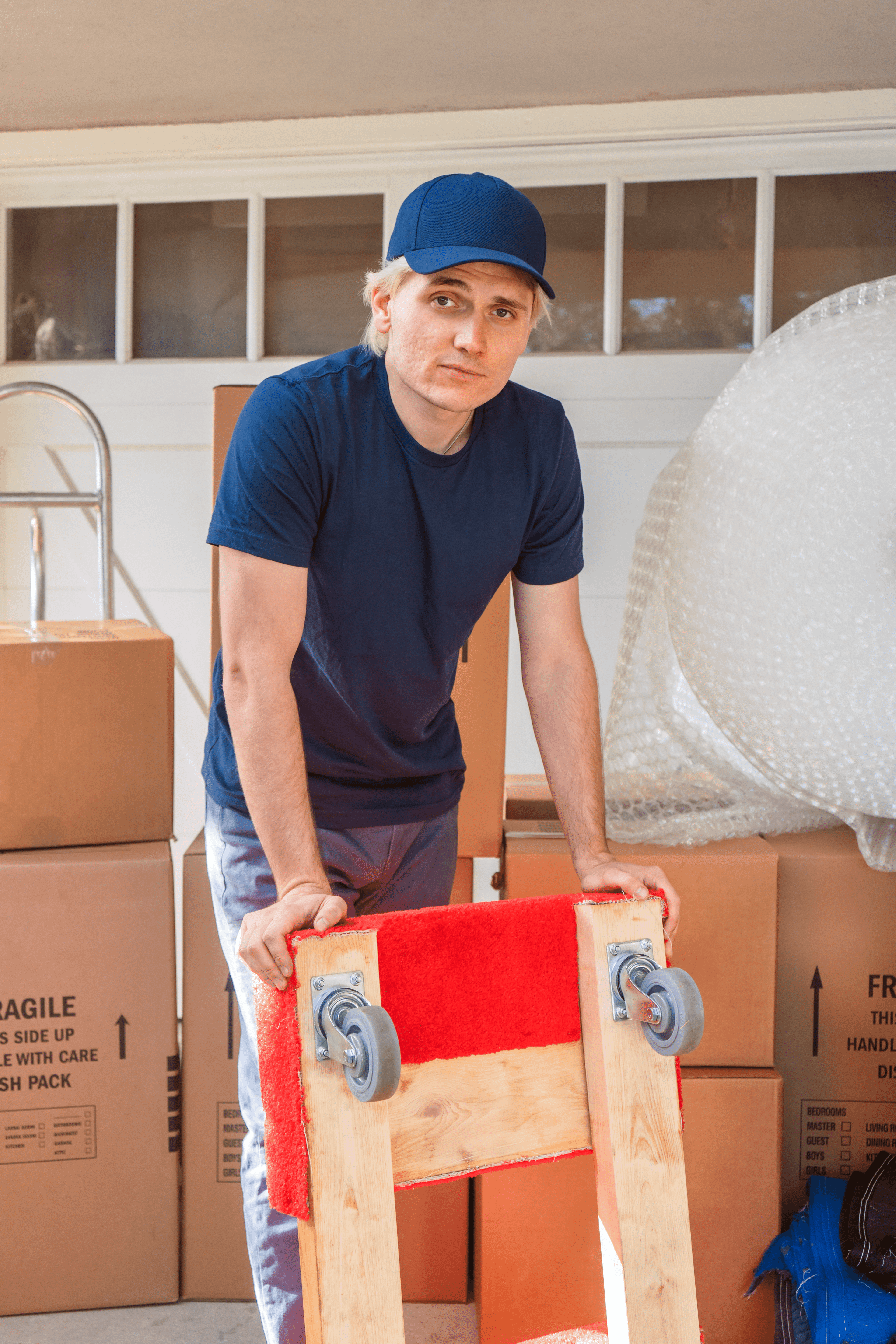 Benefits of hiring professional movers Benefits of hiring professional movers